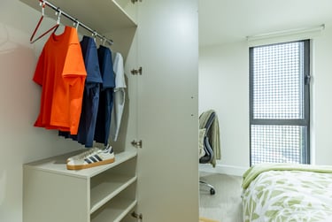 Premium En Suite - Image 5